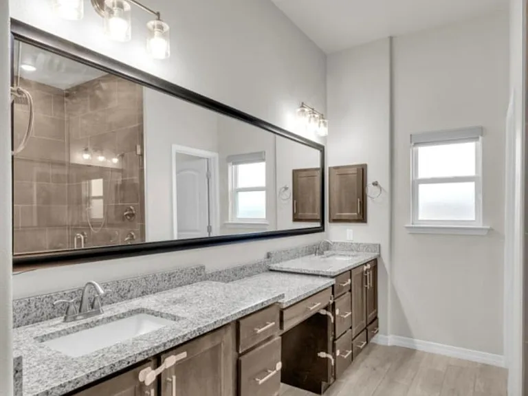 13729 Vista Lagos Ave — Photo 39