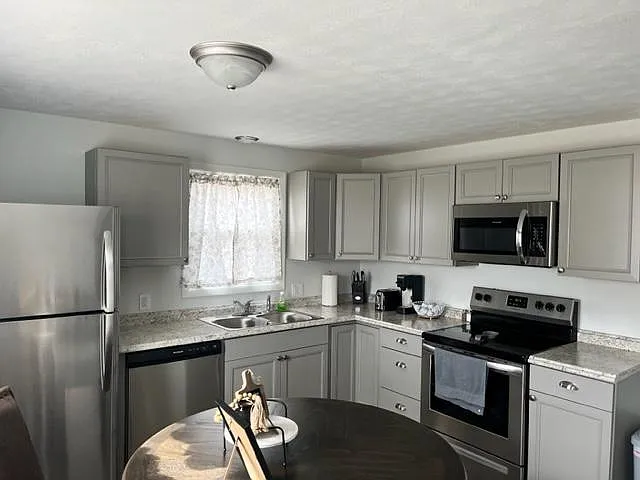 3876 Beech Hill Rd NW — Photo 5