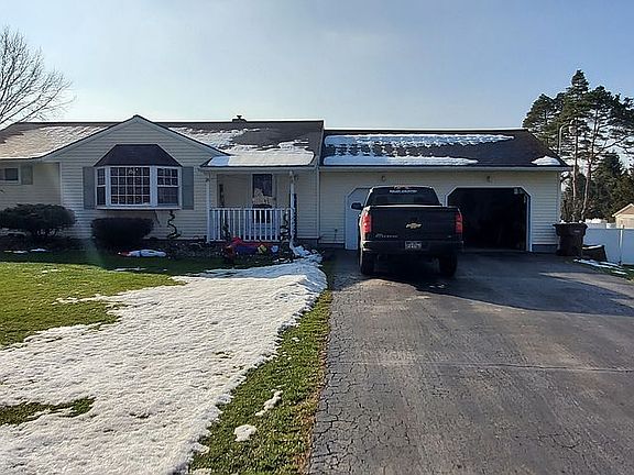 2nd image of 510 Shenango Dr