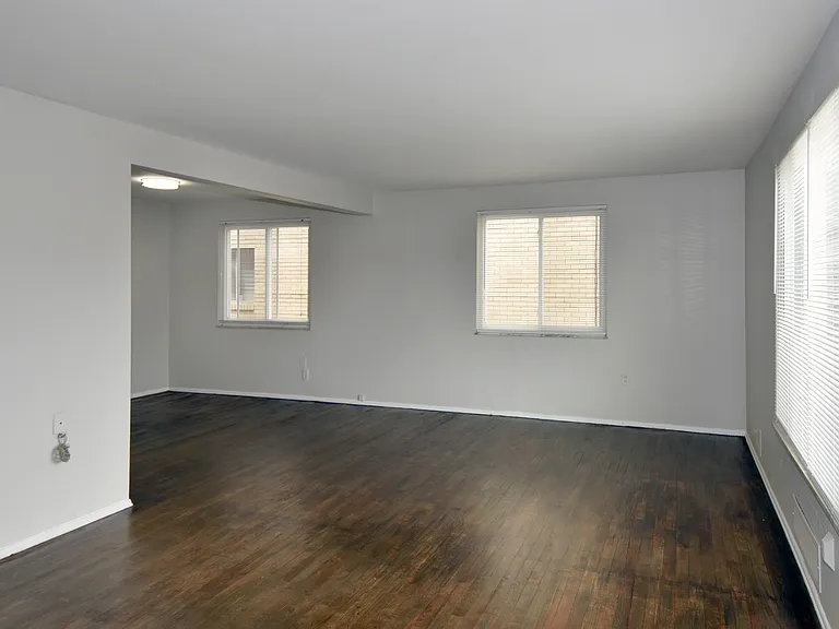 3152 Glendale Ave #1 — Photo 3