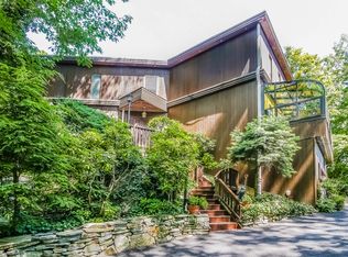 44 Old Army Rd, Scarsdale, NY 10583