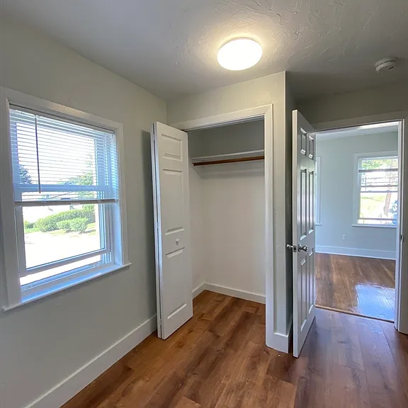 975 Chestnut St #2 — Photo 6