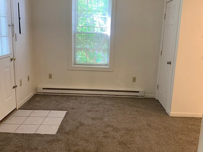 1145 Hillside Dr — Photo 5