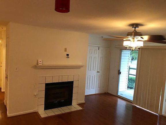 5th image of 3107 River Bend Ct #104