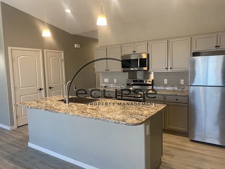511 Crestone Ave #511 — Photo 9