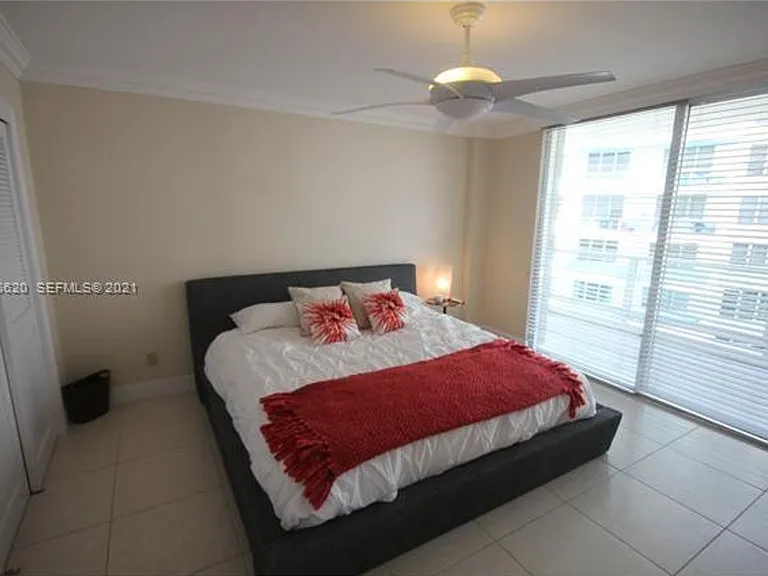 5151 Collins Ave #1030 — Photo 13