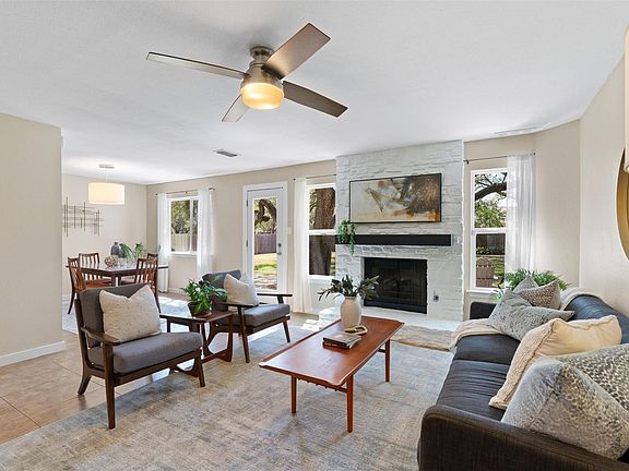 2nd image of 4111 Everest Ln