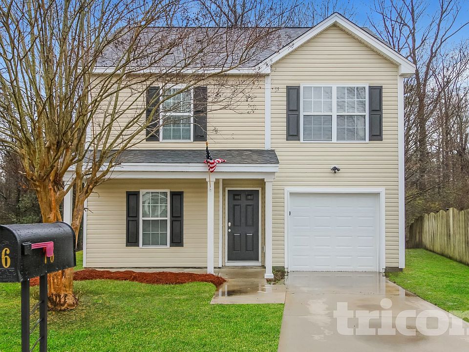 1st image of 76 Springway Dr