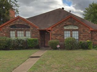 2250 Waverly Dr, Lancaster, TX 75146