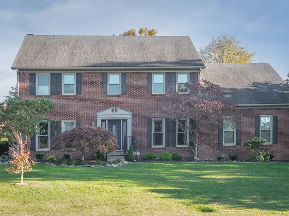 5013 Venetian Way, Versailles, KY 40383