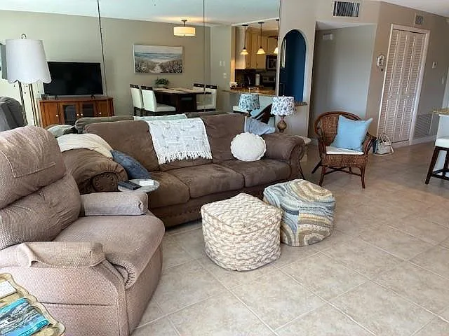 133 N Pompano Beach Blvd #209 — Photo 14