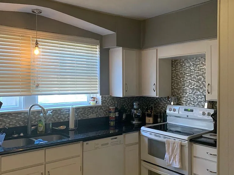 7544 York Dr #2E — Photo 5