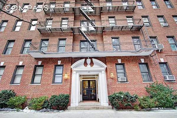 Rented by Compass | media 19