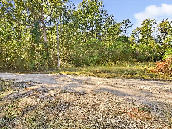 3rd image of 1224 Plum Pudding Rd