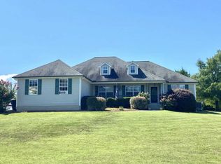 121 Deer Path Trl, Vonore, TN 37885