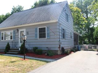 18 Clancy St, Chelmsford, MA 01824