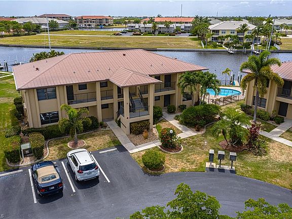 3rd image of 3221 White Ibis Ct APT B6