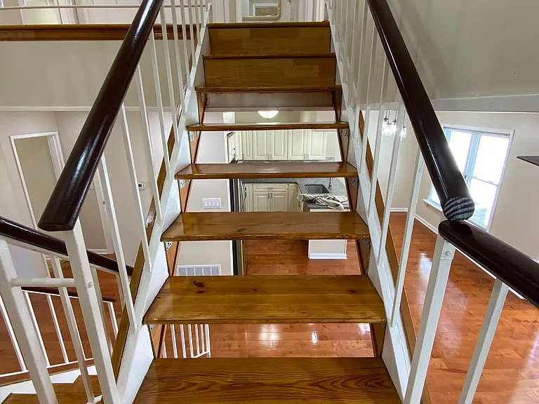 8422 Madison Pl — Photo 48