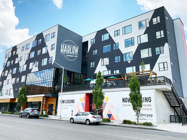 Harlow on Main — Photo 18