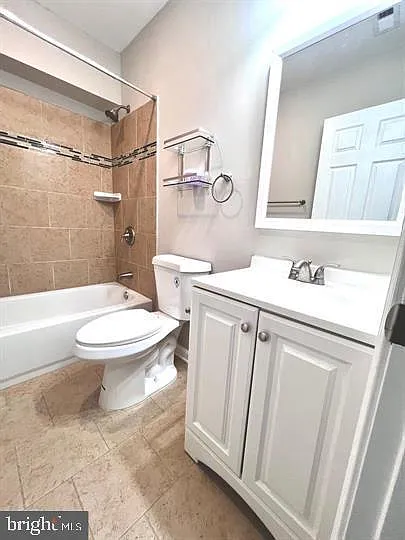 2105 Ruatan St — Photo 13