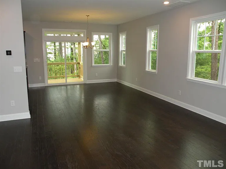 1625 Cary Reserve Dr — Photo 3