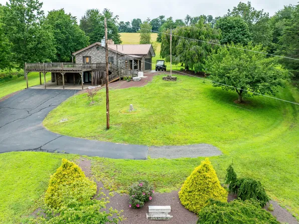 153 Hofnagle School Rd, Nescopeck, PA 18635