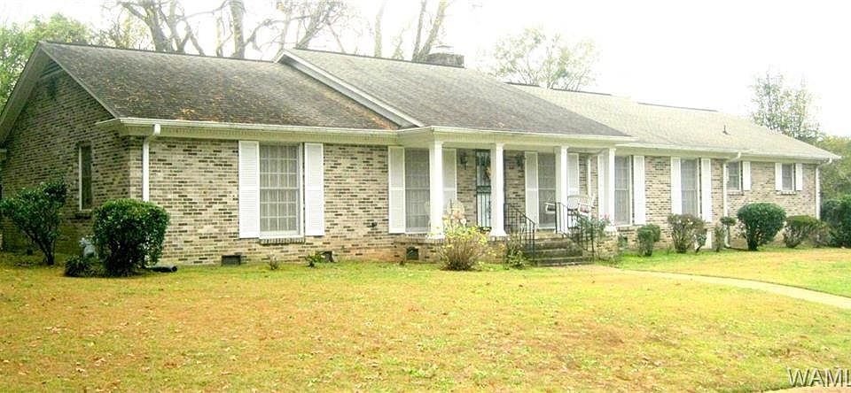 1st image of 17 Country Club Cir