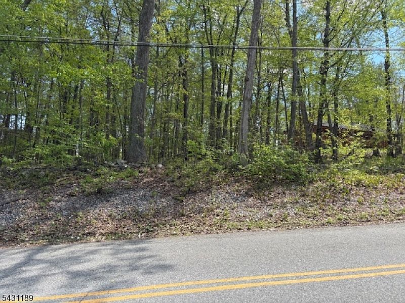 1st image of 132 Mary Jones Rd