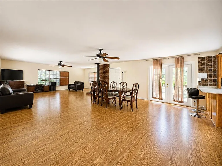 2515 16th Avenue Dr E — Photo 12