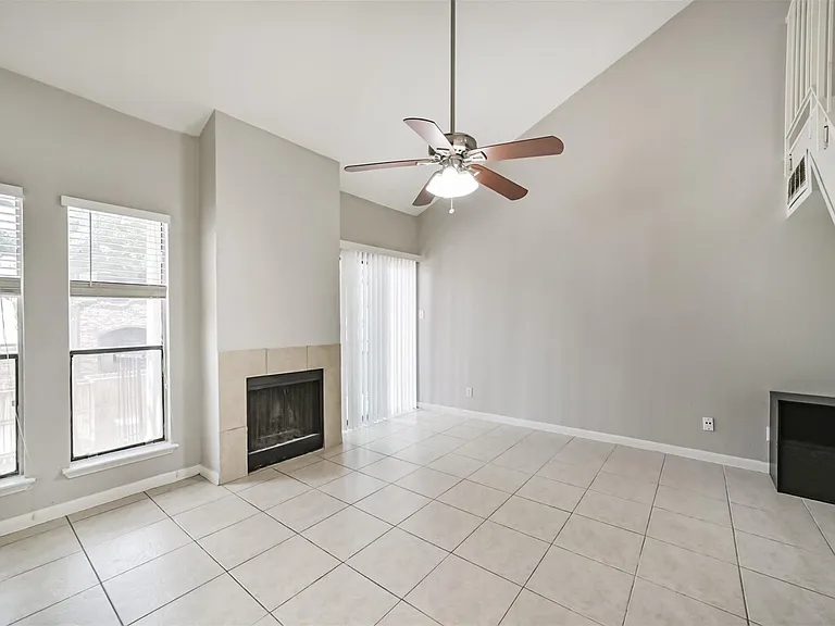 10811 Richmond Ave #65 — Photo 8