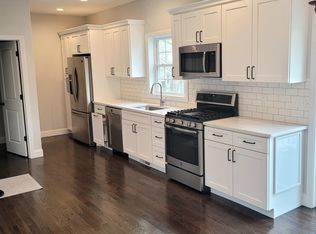 31 Mark Dr, Plantsville, CT 06479
