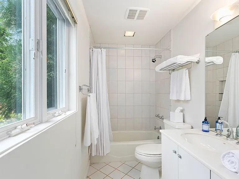 5 Ely Brook Rd — Photo 8