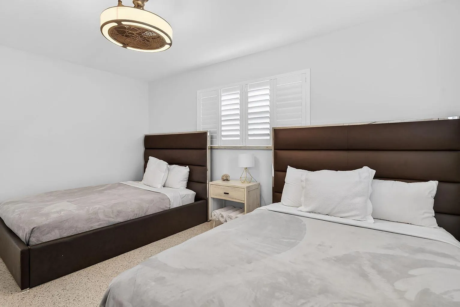 3 bed, 1599 sqft, $3,490 — Photo 3