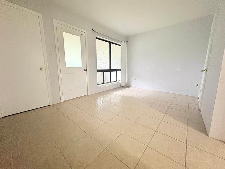 1007 Sutor Rd #B — Photo 10