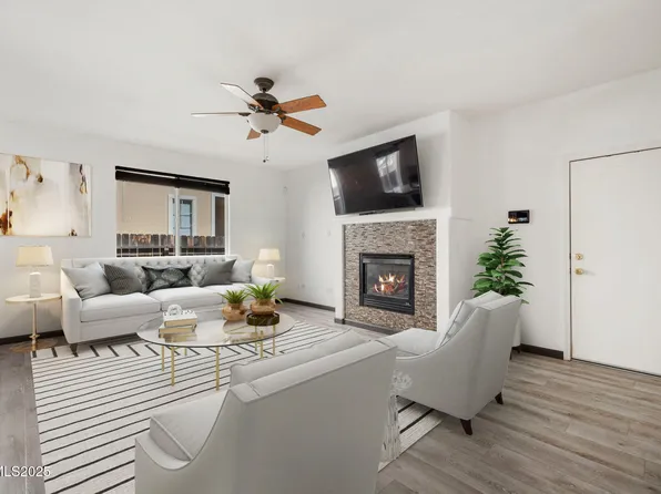 5895 Evening Blue Ct, Reno, NV 89523