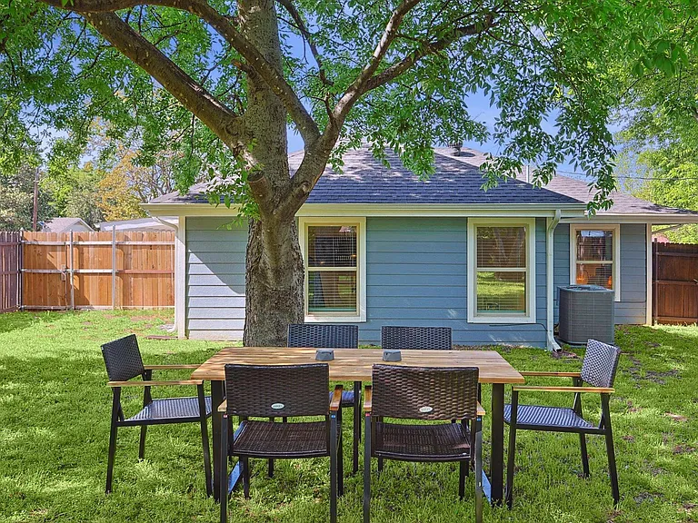 2047 El Paso St — Photo 20