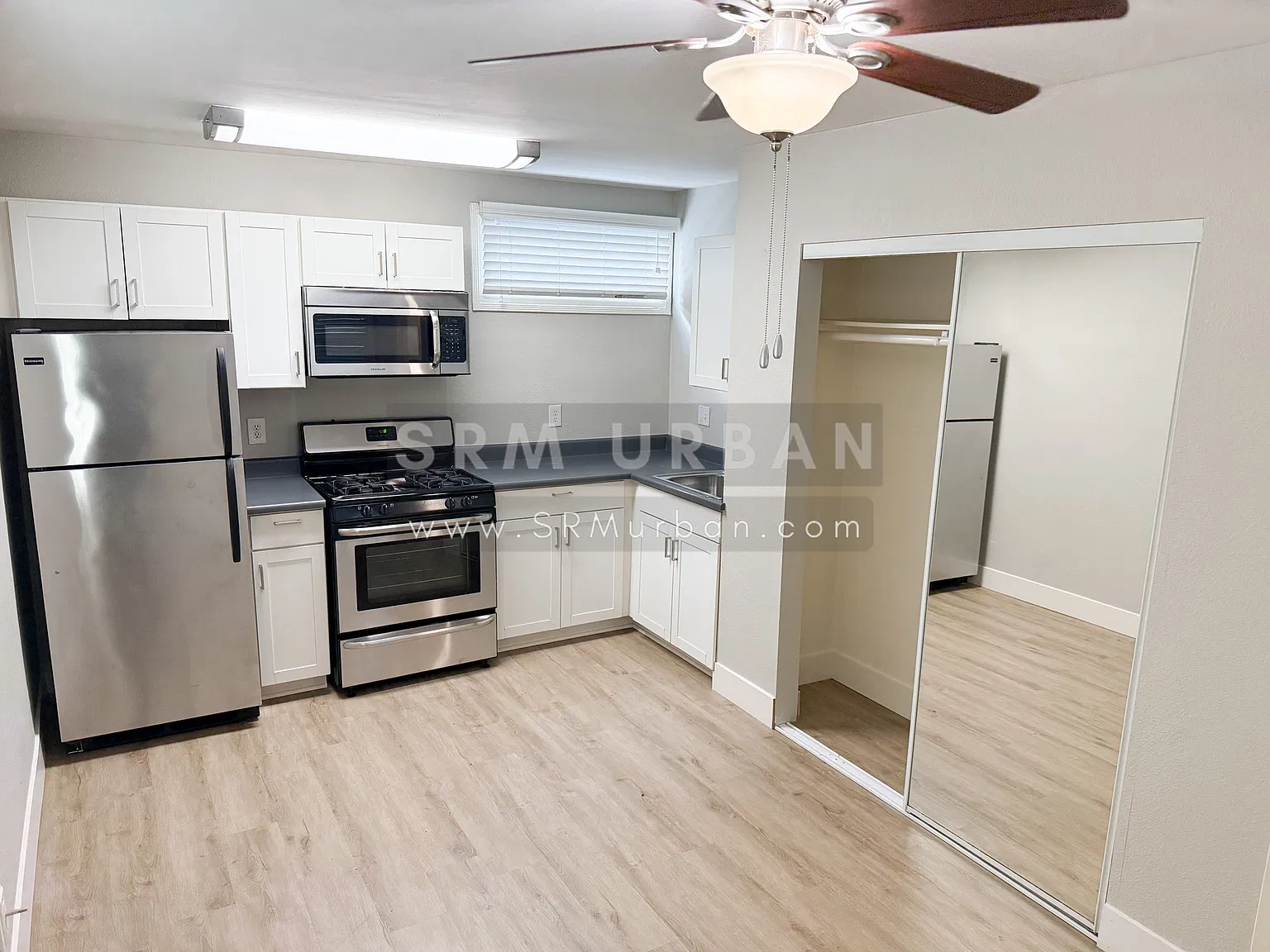 Studio, 300 sqft, $1,495 — Photo 2