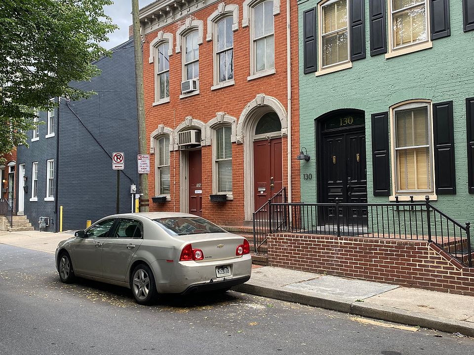 1st image of 126 N Pine St APT 5