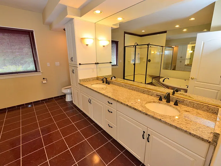 720 River Strand — Photo 23