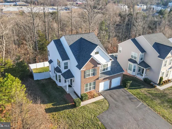 3177 Hour Glass Dr, Dumfries, VA 22026