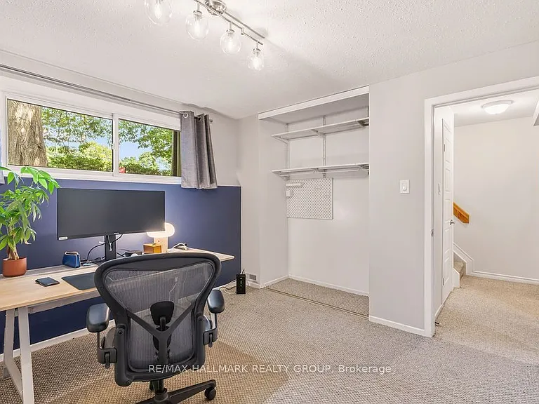 409 Montfort St #4 — Photo 27