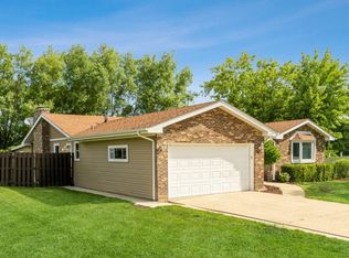12222 Derby Ln, Orland Park, IL 60467