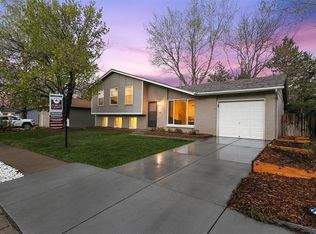 3066 S Garland Ct, Lakewood, CO 80227