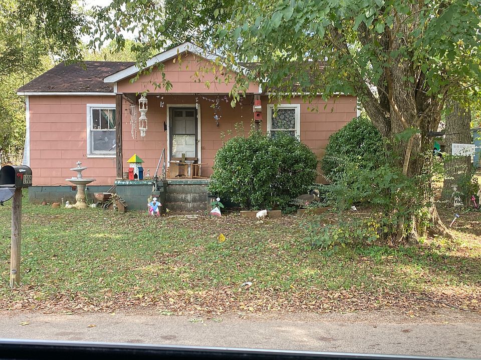 2nd image of 1909 Flannery St SW