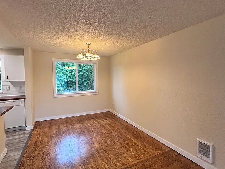 3510 55th Ave NE — Photo 20