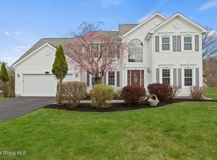 143 Van Bael Dr, Slingerlands, NY 12159