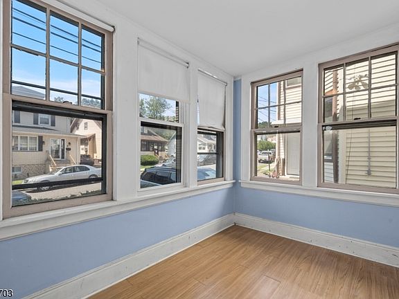 3rd image of 4 Gillies St