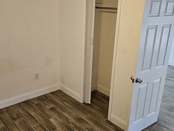 4th image of 2701 50th Ave N APT 105