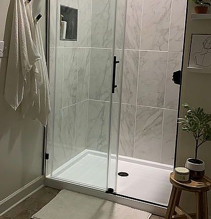 Master shower 