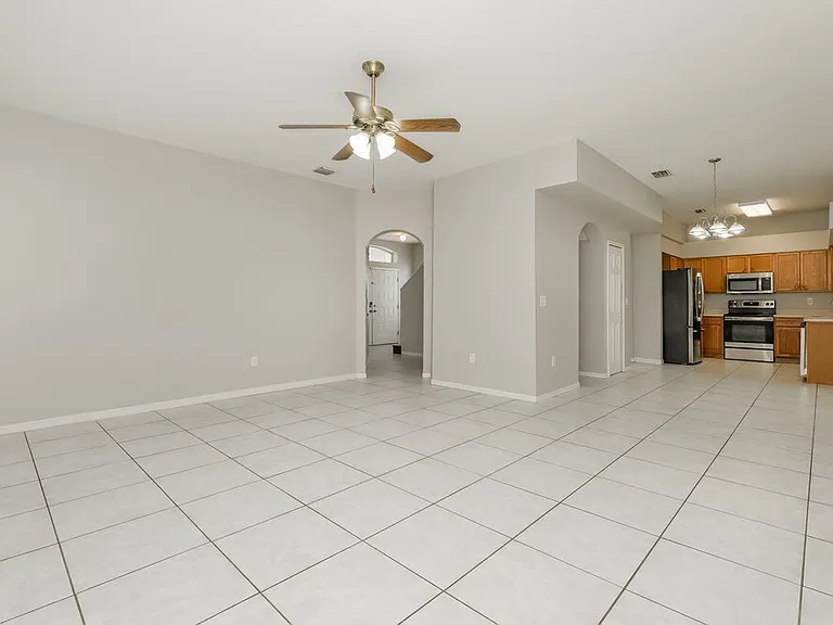 13516 Prestwick Dr — Photo 4